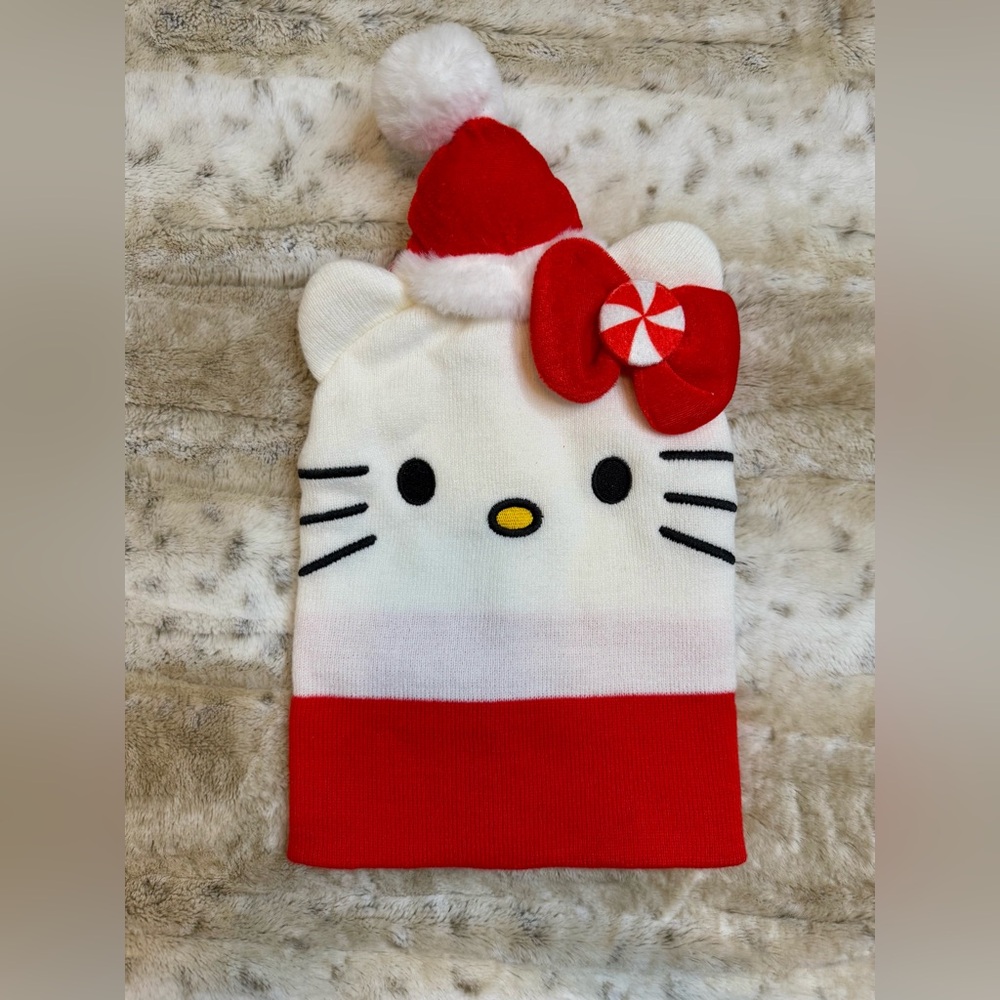 *NWT* Sanrio Hello Kitty Christmas Holiday Beanie Hat